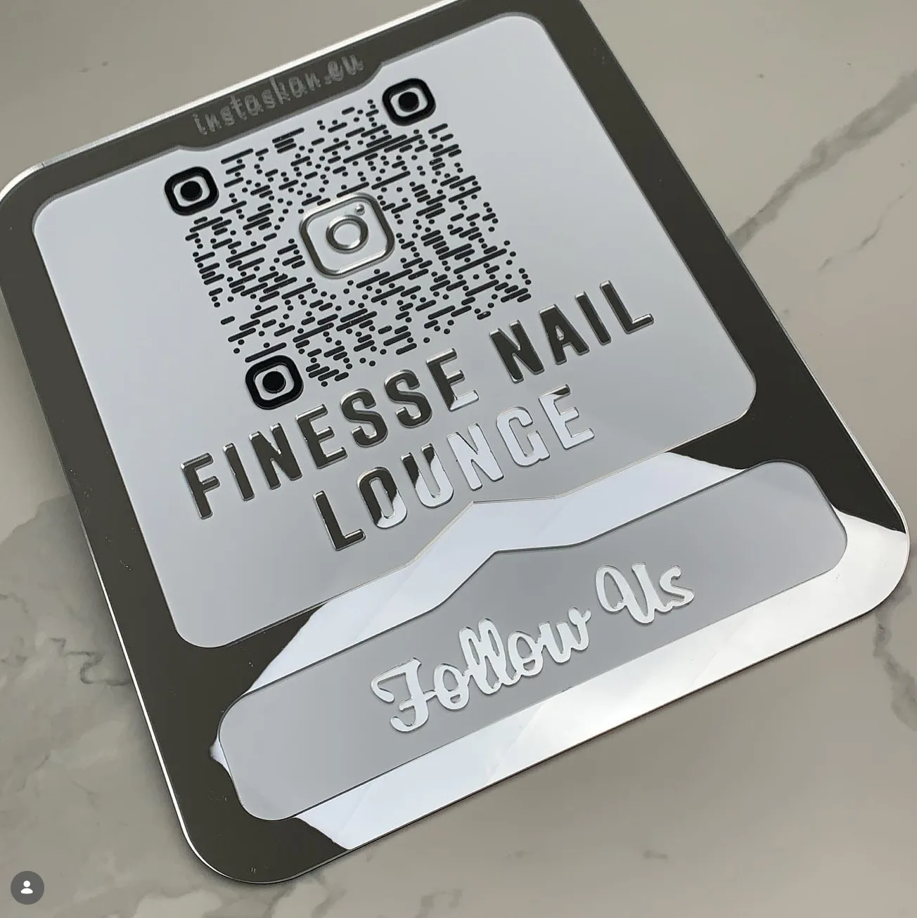 Custom QR stand Silver - My Skin Boutique